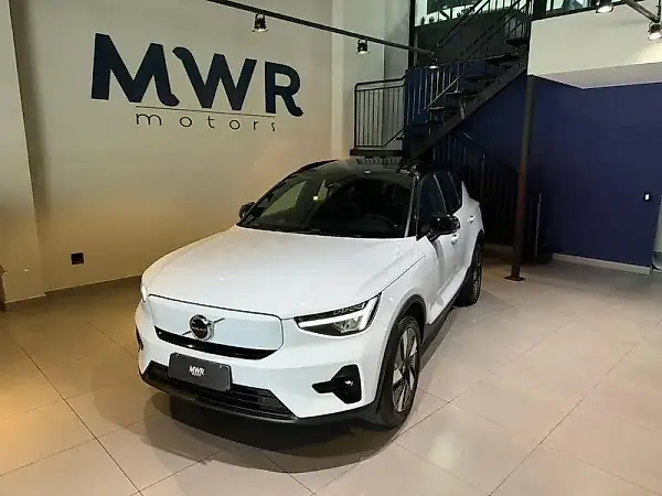 Volvo XC40 Recharge - Imagem 1