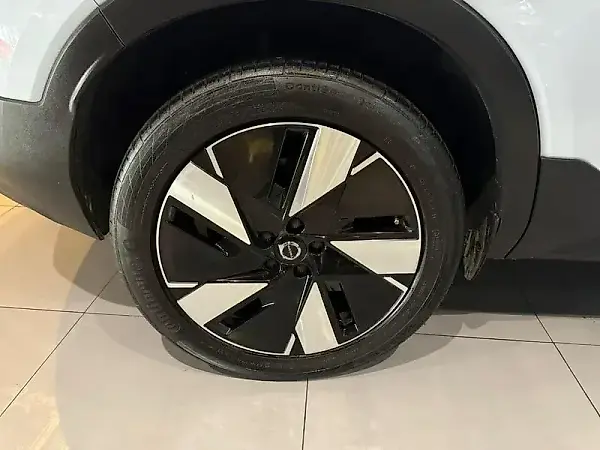 Volvo XC40 Recharge - Imagem 20