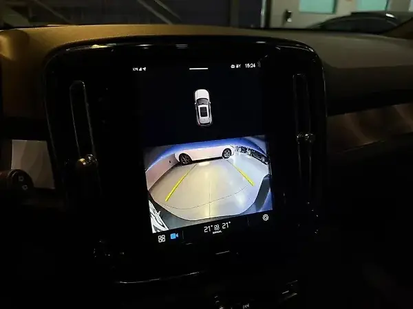 Volvo XC40 Recharge - Imagem 17