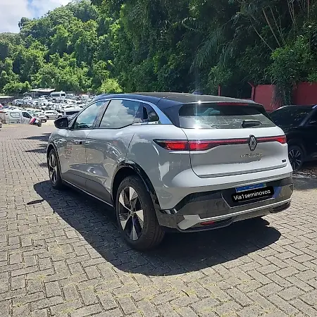 Renault Megane E-tech Electric - Imagem 5
