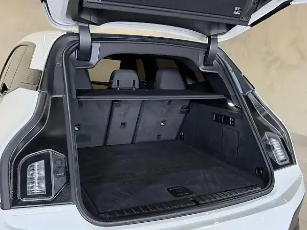 BMW Ix - Imagem 18