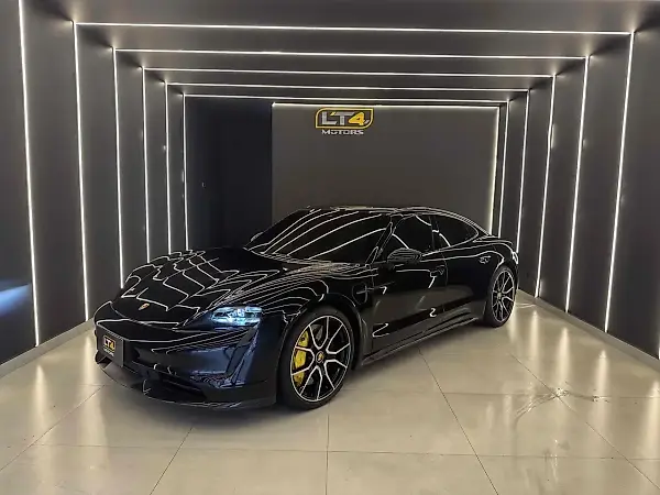 Porsche Taycan - Imagem 1