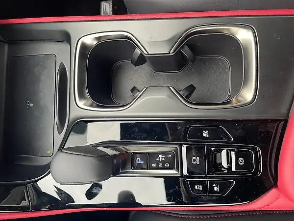 Lexus Nx 450h+ Plug-in Hybrid - Imagem 15