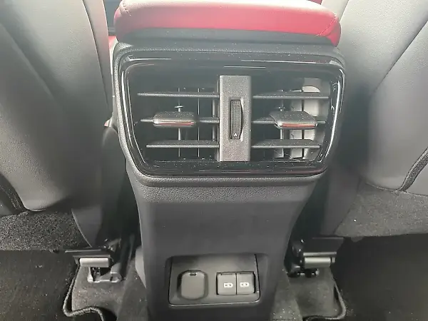 Lexus Nx 450h+ Plug-in Hybrid - Imagem 17