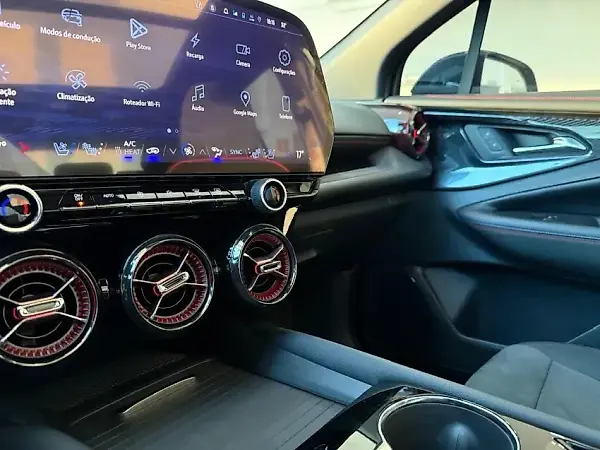 Chevrolet Blazer EV - Imagem 16