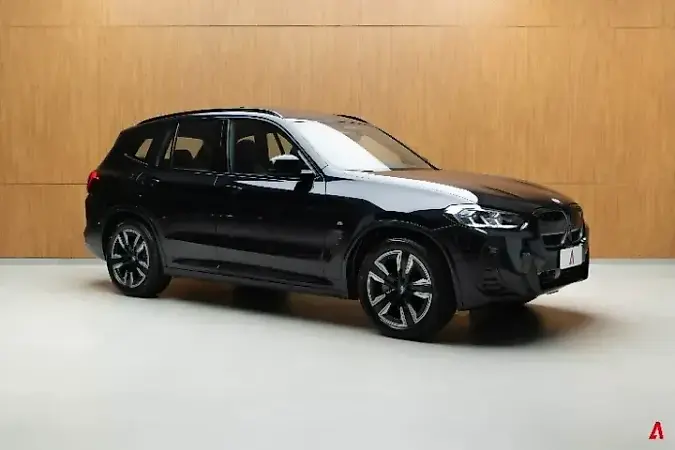 BMW IX3 - Imagem 5