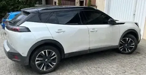 Peugeot E-2008 - Imagem 4