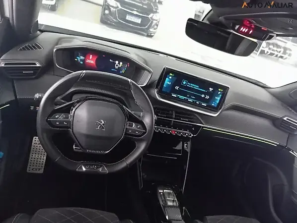 Peugeot E-2008 - Imagem 7