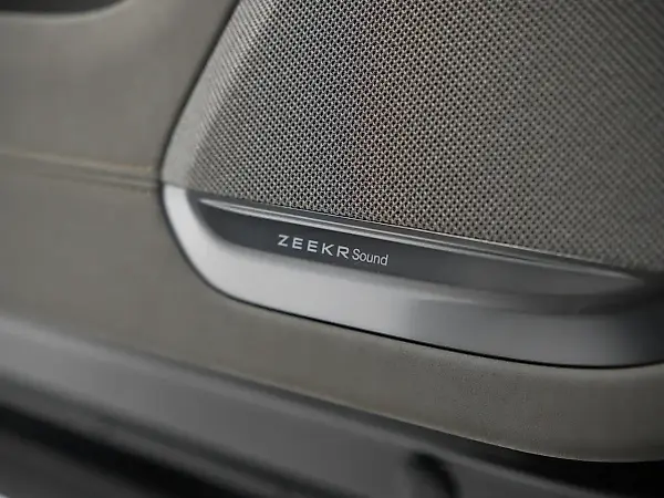 Zeekr 7x - Imagem 16