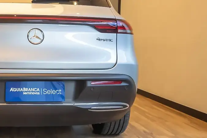 Mercedes Eqc 400 - Imagem 10