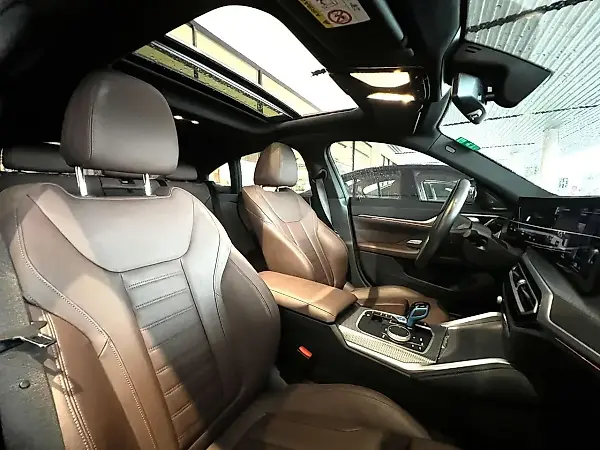 BMW I4 Edrive40 - Imagem 11