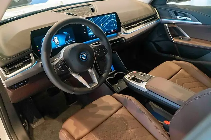 BMW IX1 - Imagem 5