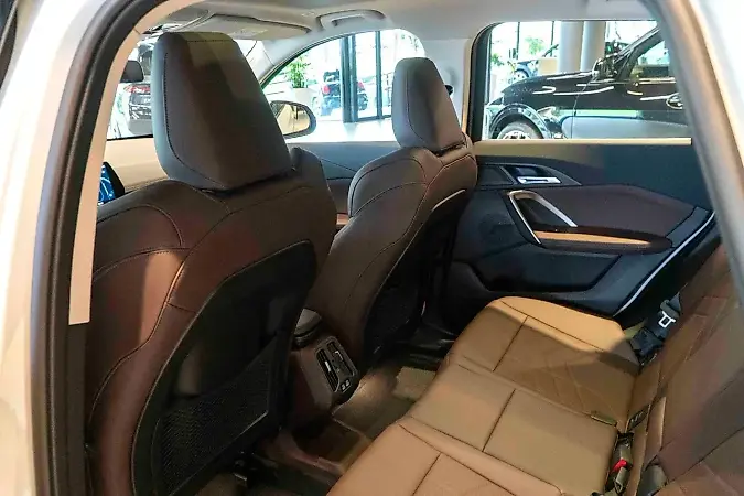 BMW IX1 - Imagem 7