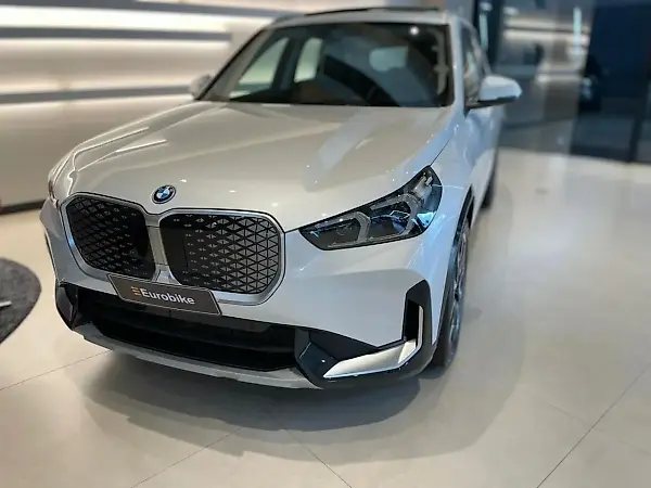 BMW IX1 - Imagem 2