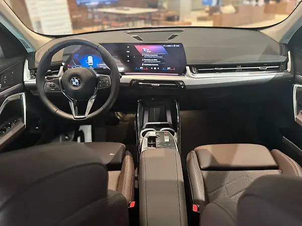 BMW IX1 - Imagem 4
