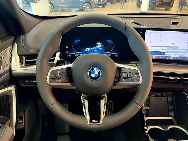 BMW IX1 - Imagem 7