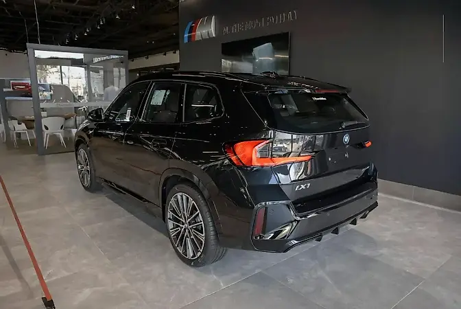 BMW IX1 - Imagem 4