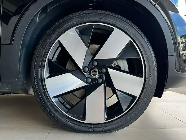 Volvo C40 Recharge - Imagem 5