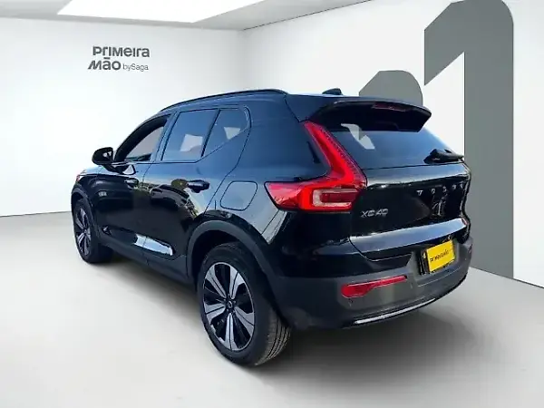 Volvo XC40 Recharge - Imagem 9