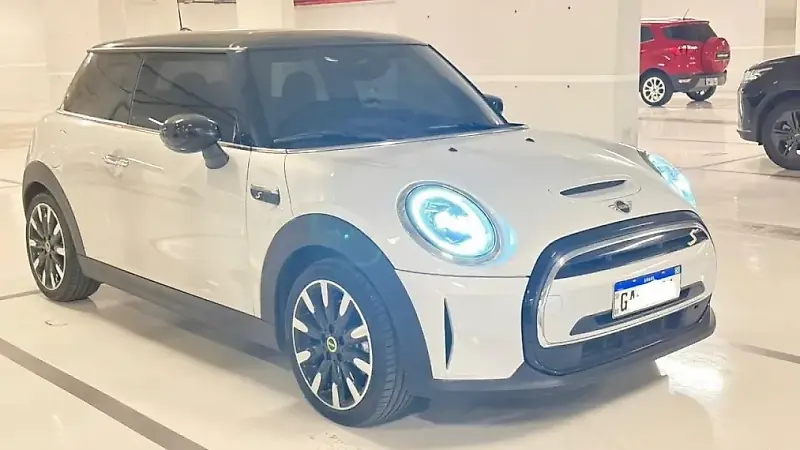 Mini Cooper SE - Imagem 1