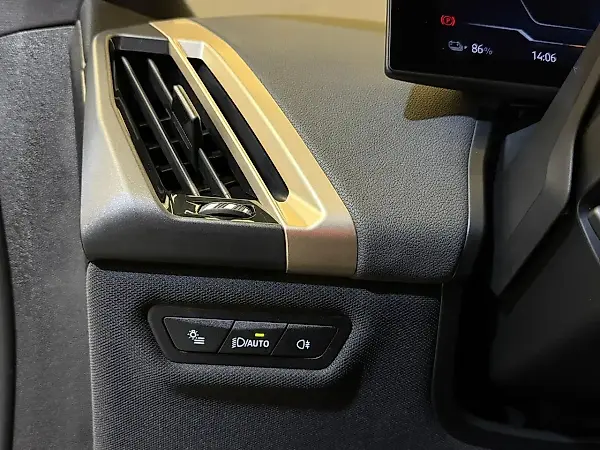 BMW Ix - Imagem 17