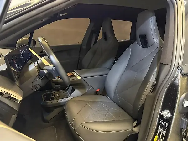 BMW Ix - Imagem 18