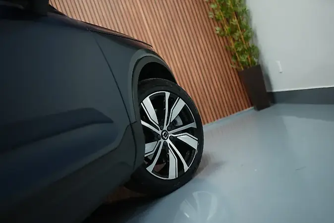 Volvo XC40 Recharge - Imagem 10