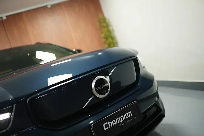 Volvo XC40 Recharge - Imagem 12