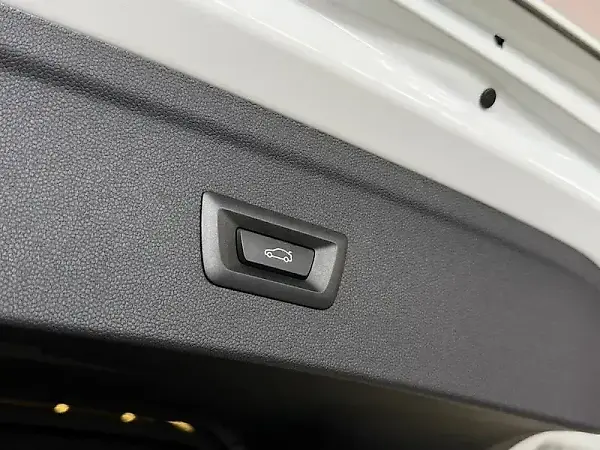 BMW Ix - Imagem 11