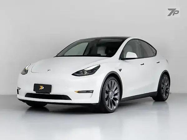 Tesla Model Y - Imagem 1