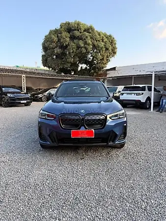 BMW IX3 - Imagem 2