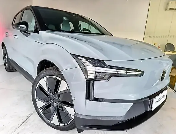 Volvo EX30 - Imagem 4