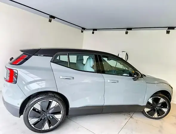 Volvo EX30 - Imagem 7
