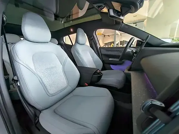 Volvo EX30 - Imagem 15