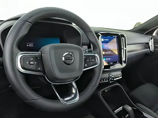 Volvo XC40 Recharge - Imagem 9