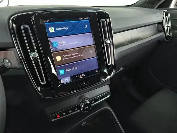 Volvo XC40 Recharge - Imagem 11