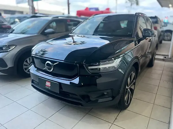 Volvo XC40 Recharge - Imagem 2
