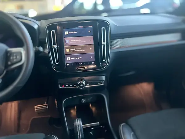 Volvo XC40 Recharge - Imagem 10