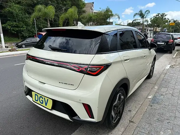 BYD Dolphin - Imagem 18
