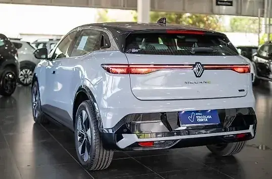 Renault Megane E-tech Electric - Imagem 10