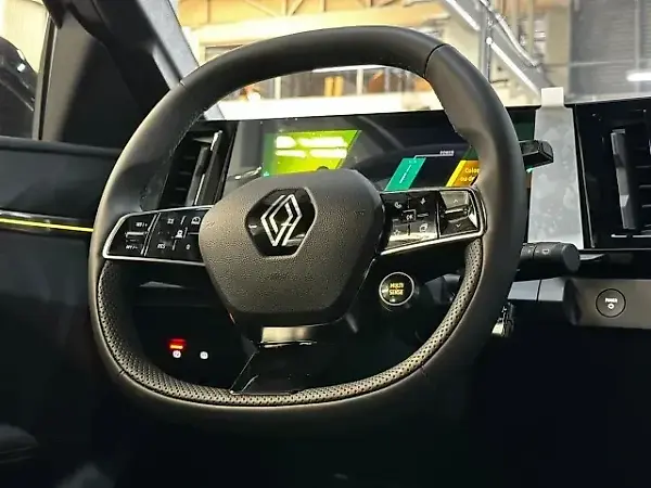 Renault Megane E-tech Electric - Imagem 14