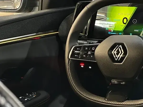 Renault Megane E-tech Electric - Imagem 10