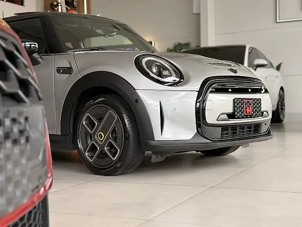 Mini Cooper SE - Imagem 2