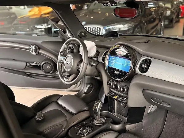 Mini Cooper SE - Imagem 12