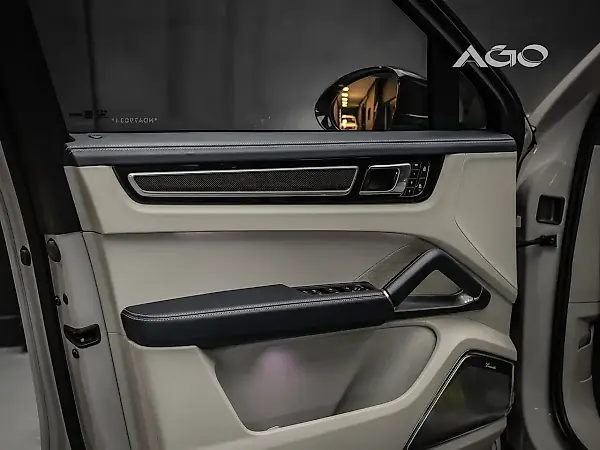 Porsche Cayenne E-hybrid - Imagem 10