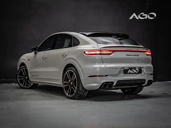 Porsche Cayenne E-hybrid - Imagem 6