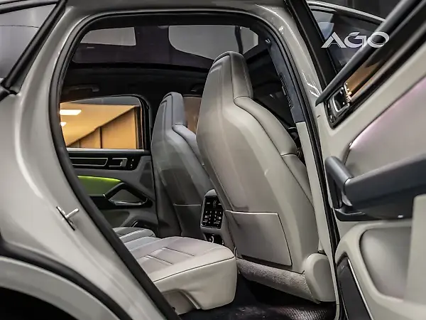 Porsche Cayenne E-hybrid - Imagem 14