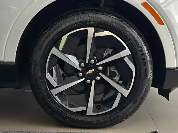 Chevrolet Equinox EV - Imagem 13