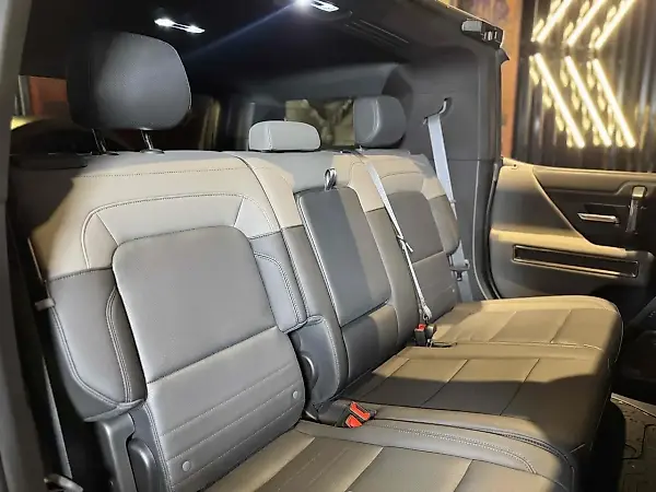 GMC Hummer EV SUV - Imagem 15