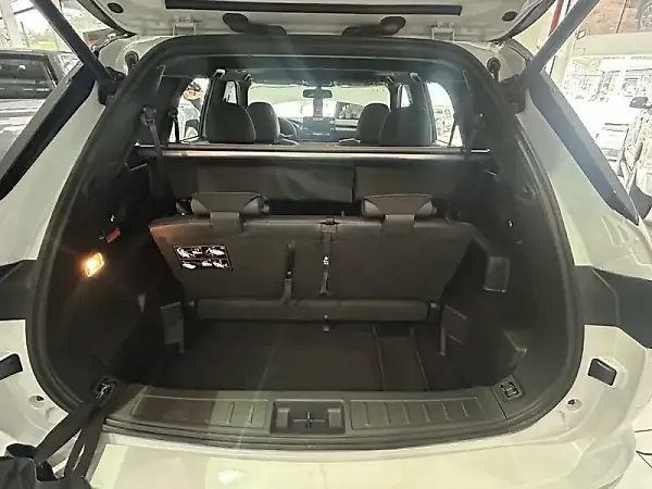Mitsubishi Outlander - Imagem 12